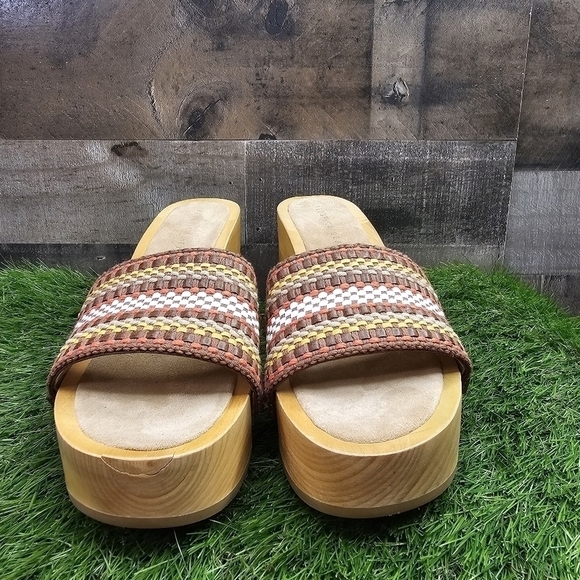 New Veronica Beard Hannalee Woven Platform Sandal. 10 - Picture 6 of 14